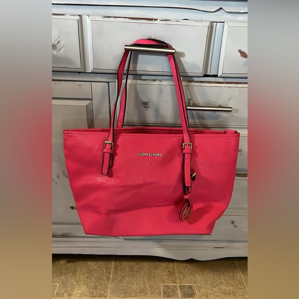 Michael kors purse